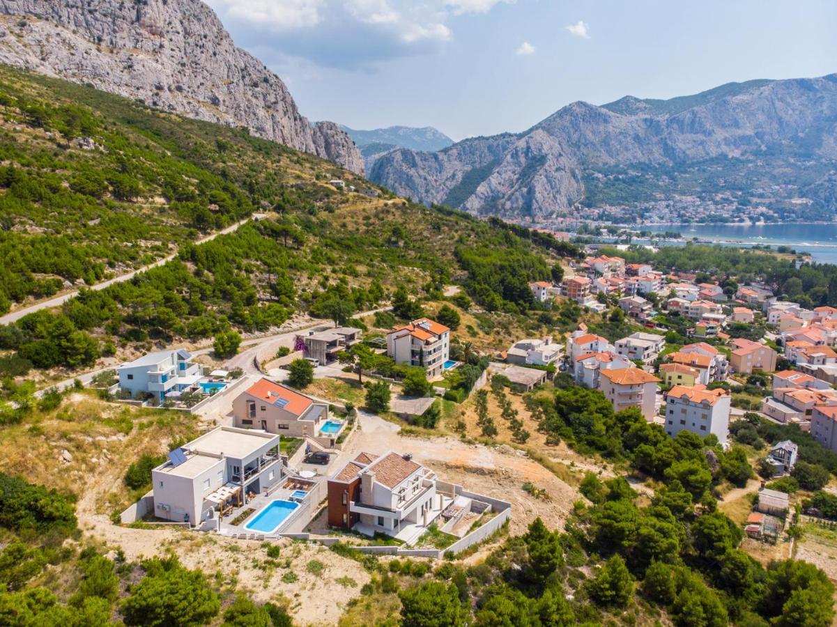 Villa Sara With Sea View And Private Heated Pool Omis Exterior photo